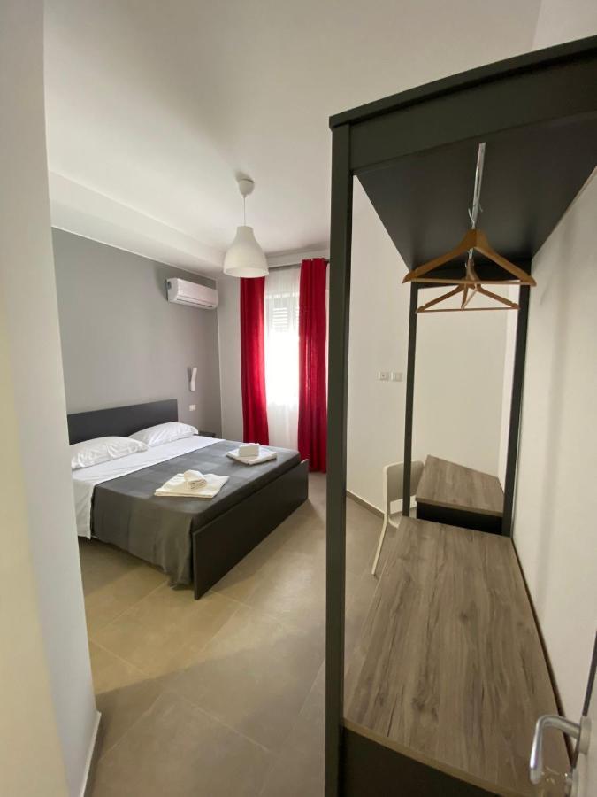 Aeroporto Katane Rooms Катания Экстерьер фото
