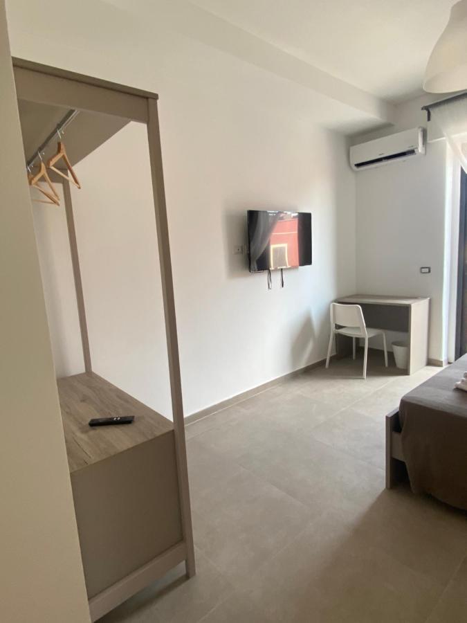 Aeroporto Katane Rooms Катания Экстерьер фото