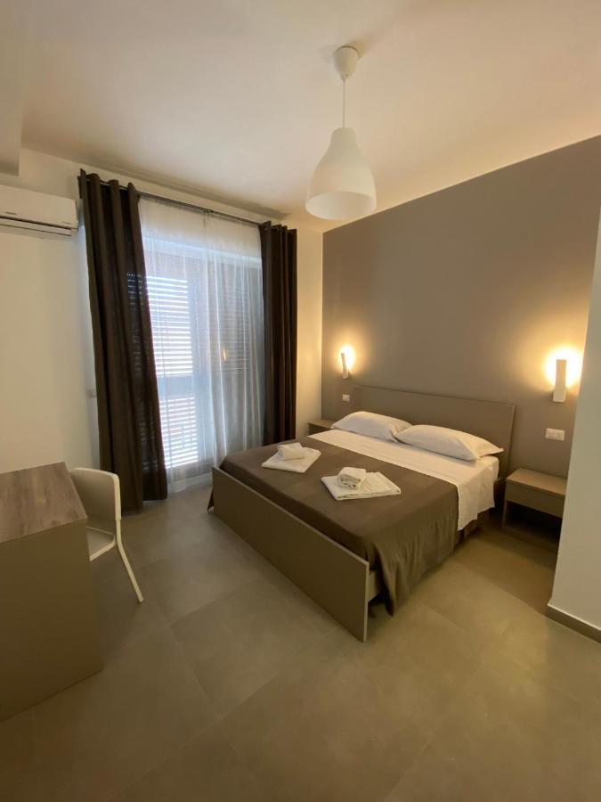 Aeroporto Katane Rooms Катания Экстерьер фото
