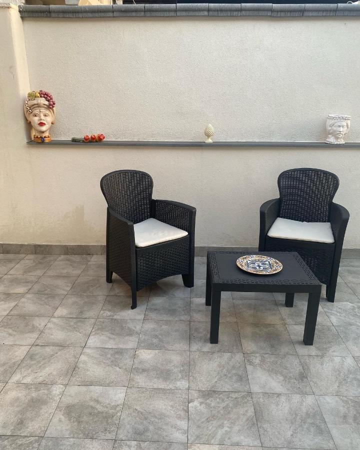 Aeroporto Katane Rooms Катания Экстерьер фото